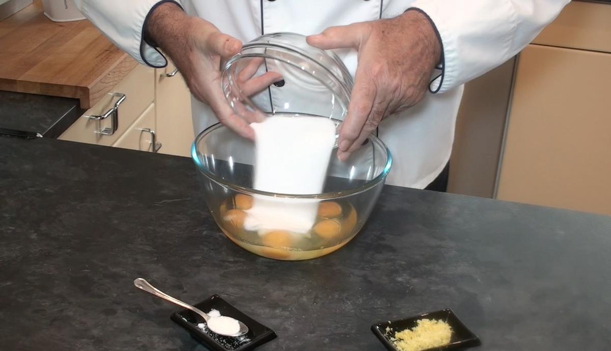 Bizcocho borracho con yema quemada10