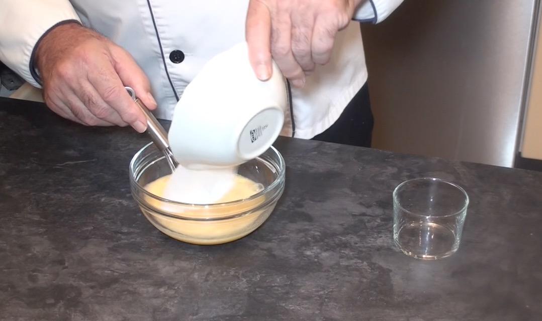 Bizcocho borracho con yema quemada37