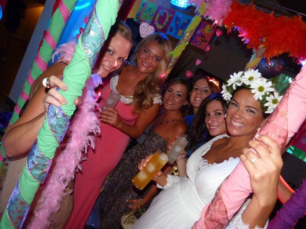 invitadas de boda de noche