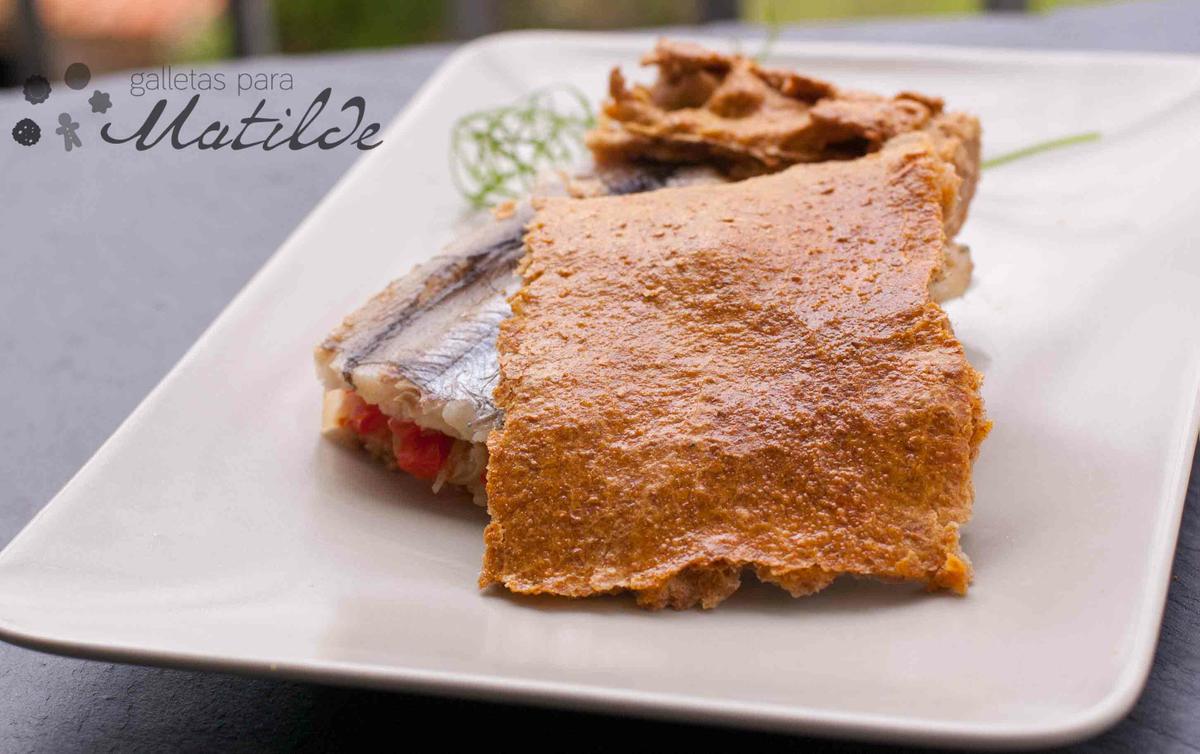 Empanada de bacaladitos con harina integral, obradoiro de empanadas