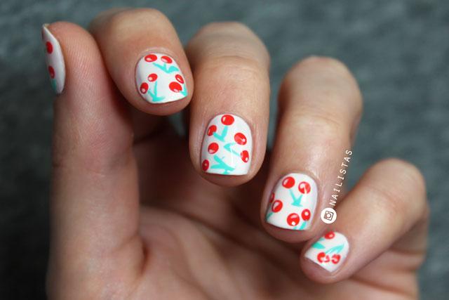 Uñas decoradas con cerezas paso a paso