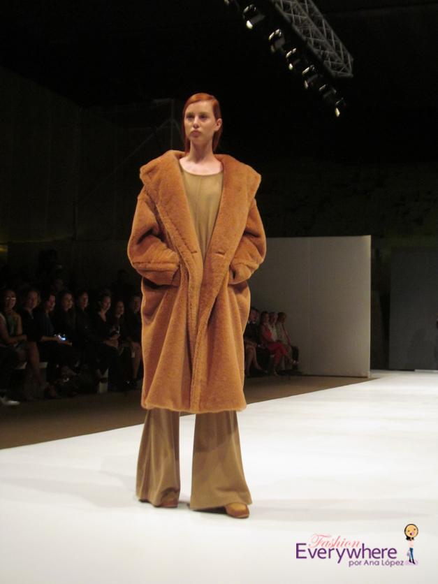 Max Mara_ Perú Moda_#maxmara_#PerúModa2015_#PerúModa_#PeruModa_#PeruModa2015_Huaca Pucllana_alpaca peruana_madeinItaly_Ana López_blogger_blog fashion everywhere_www.fashioneverywhere.pe_1 1 (12)