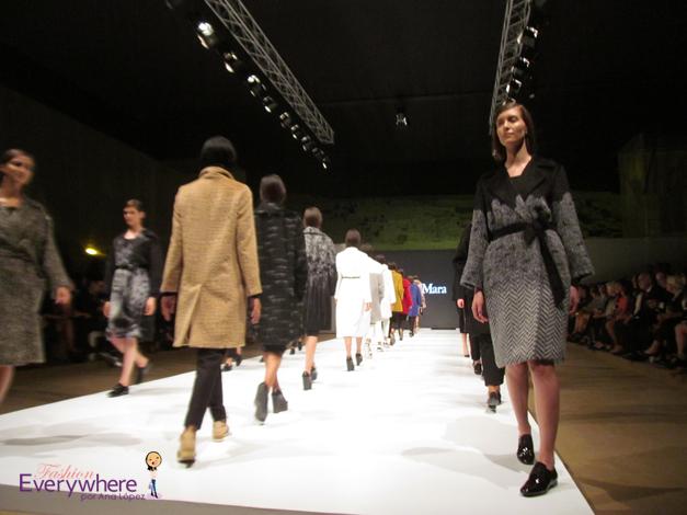 Max Mara_ Perú Moda_#maxmara_#PerúModa2015_#PerúModa_#PeruModa_#PeruModa2015_Huaca Pucllana_alpaca peruana_madeinItaly_Ana López_blogger_blog fashion everywhere_www.fashioneverywhere.pe_1 1 (9)