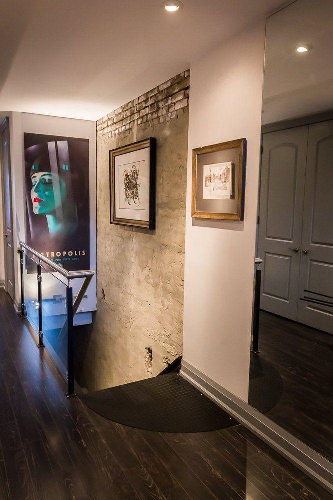 Loft gotico industrial en Toronto pared de piedra 2