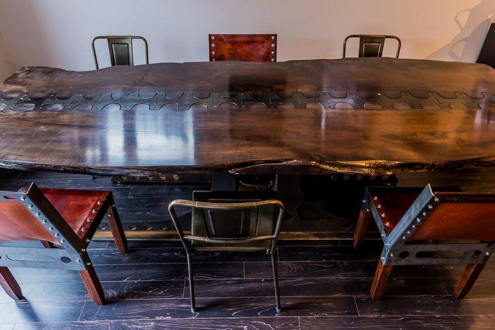 Mesa de loft indutrial en Toronto