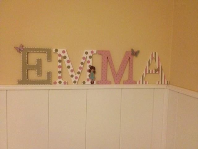 Nombre con letras de madera decoradas