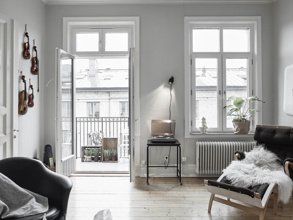 05-decorating-living