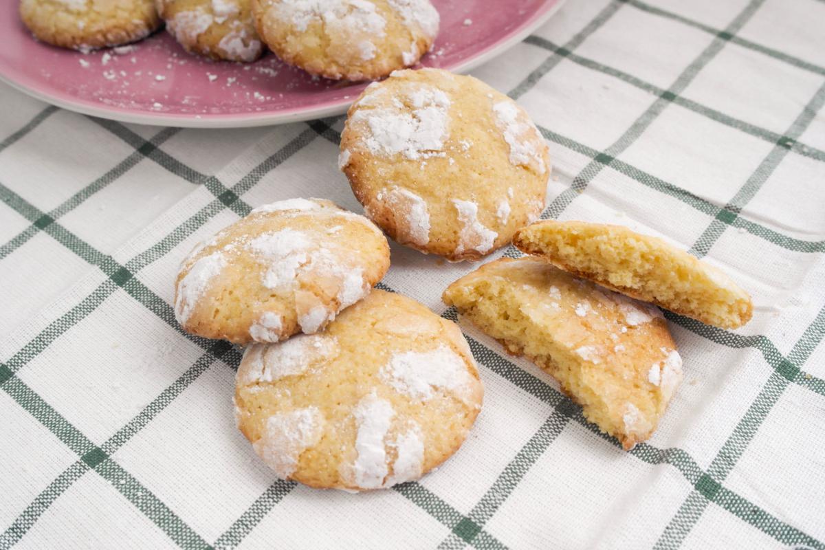 Galletas crinkles de lima-limón