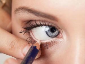 6 trucos para el delineado de ojos que tienes que probar 3