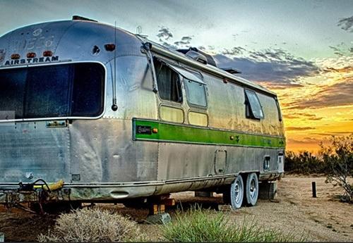 Casas con encanto imaginas vivir en una caravana así... 1