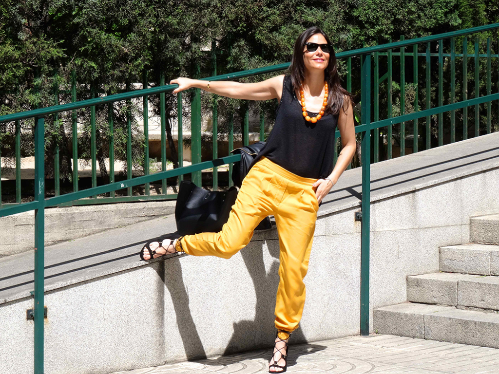 sandalias romanas de zara look