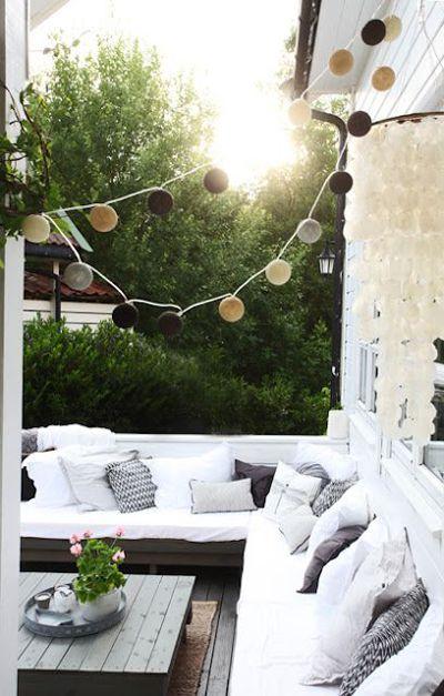 Decoración de exteriores - Sofás en lugar de sillas