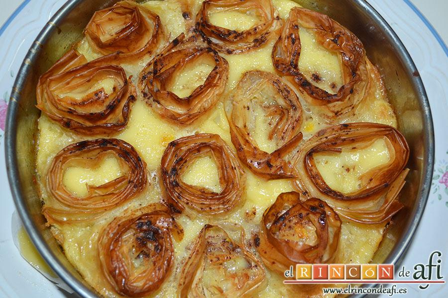 Tarta crujiente, volvemos a introducir en el horno a 170ºC manteniéndolo durante 30 minutos más. Sacamos del horno