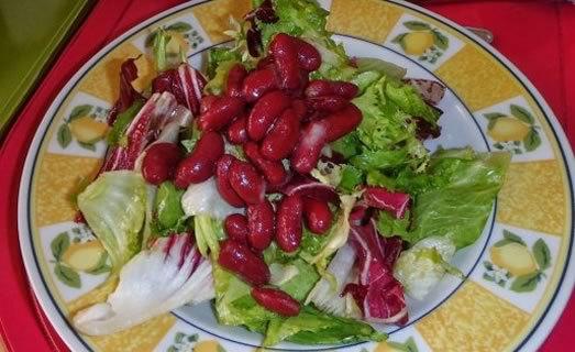 Ensalada de judías rojas agridulces