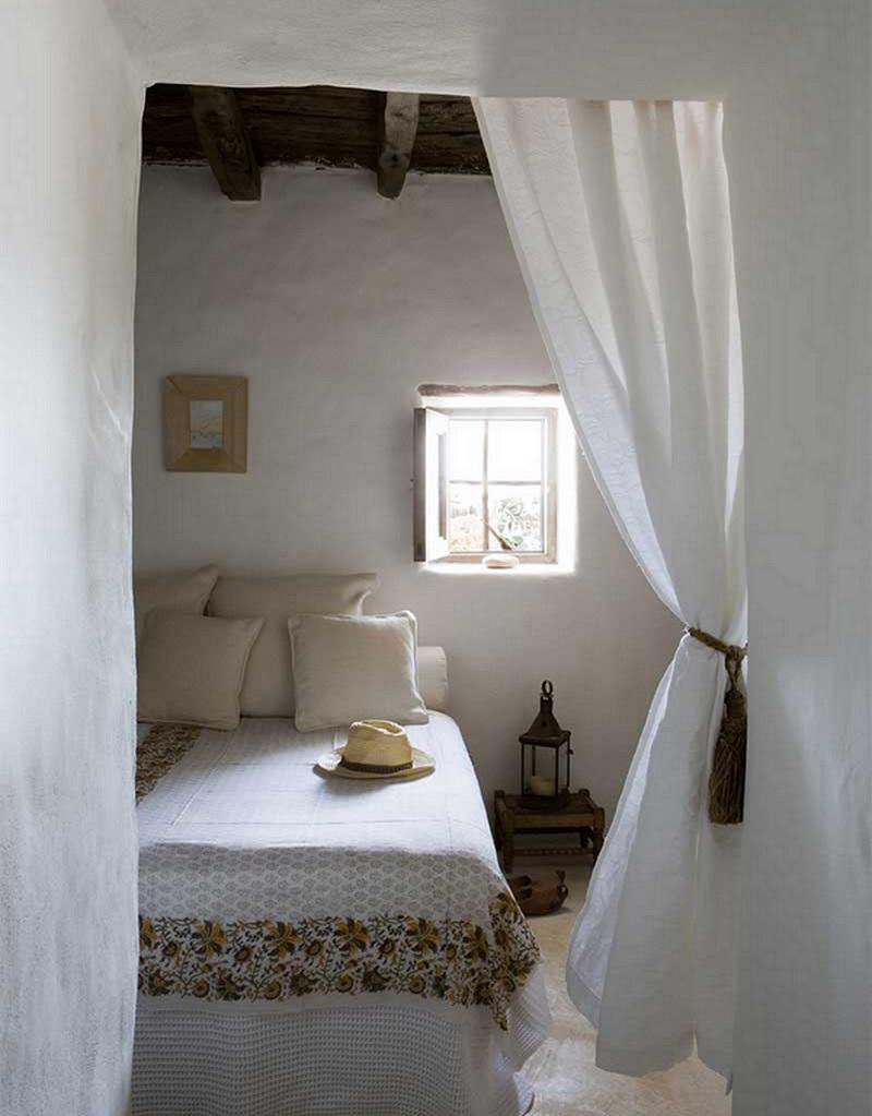 dormitorio estilo rustico en blanco