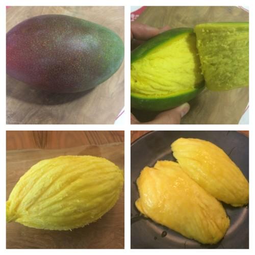 Pelando y preparando el mango