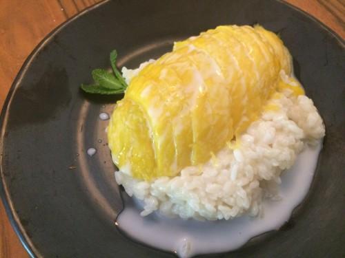 Receta de postre de arroz glutinoso con mango tailandés