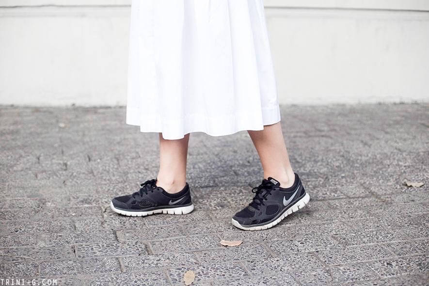 Trini | Nike Flex white midi skirt
