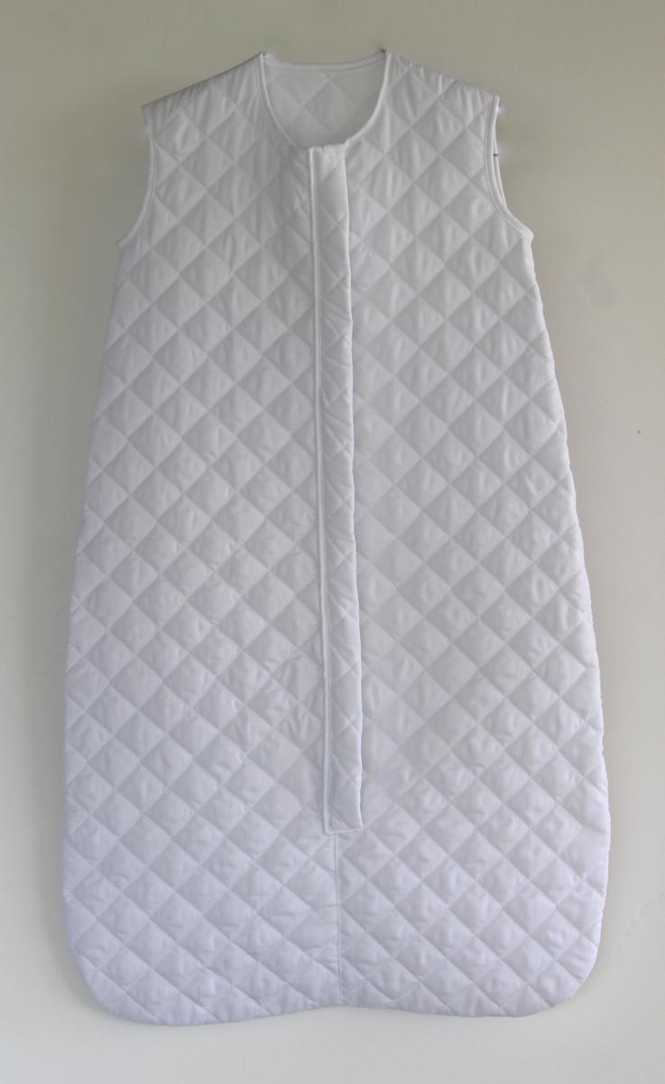 Saco de dormir en piqué guateado blanco