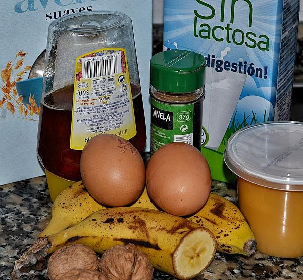 ingredientes magdalenas de plátano y nueces