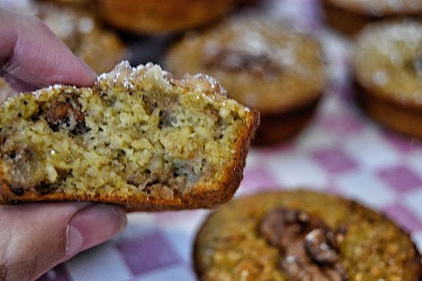 MAGDALENAS DE PLÁTANO Y NUECES