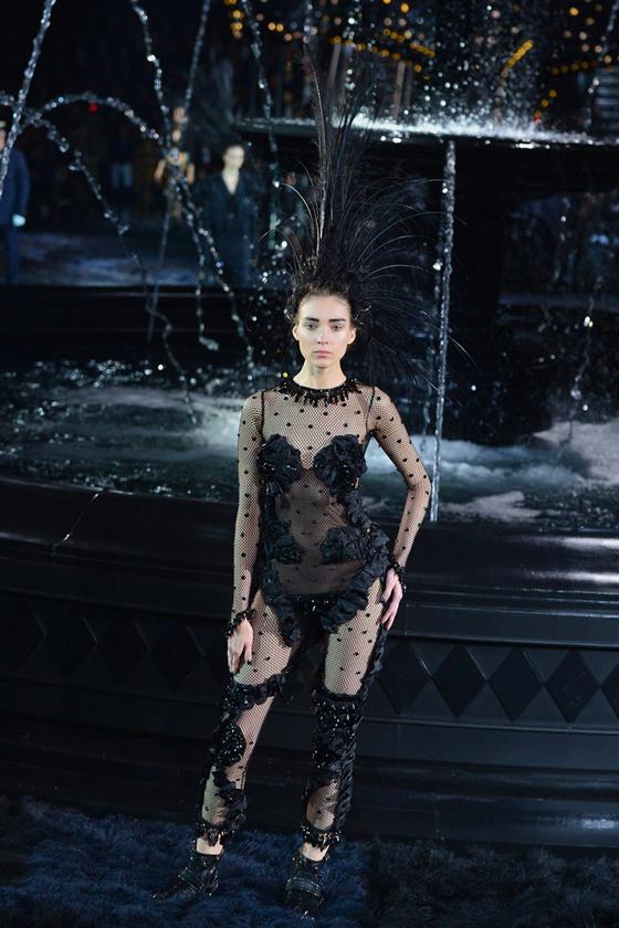 pantalonescontransparencias_louis_vuitton