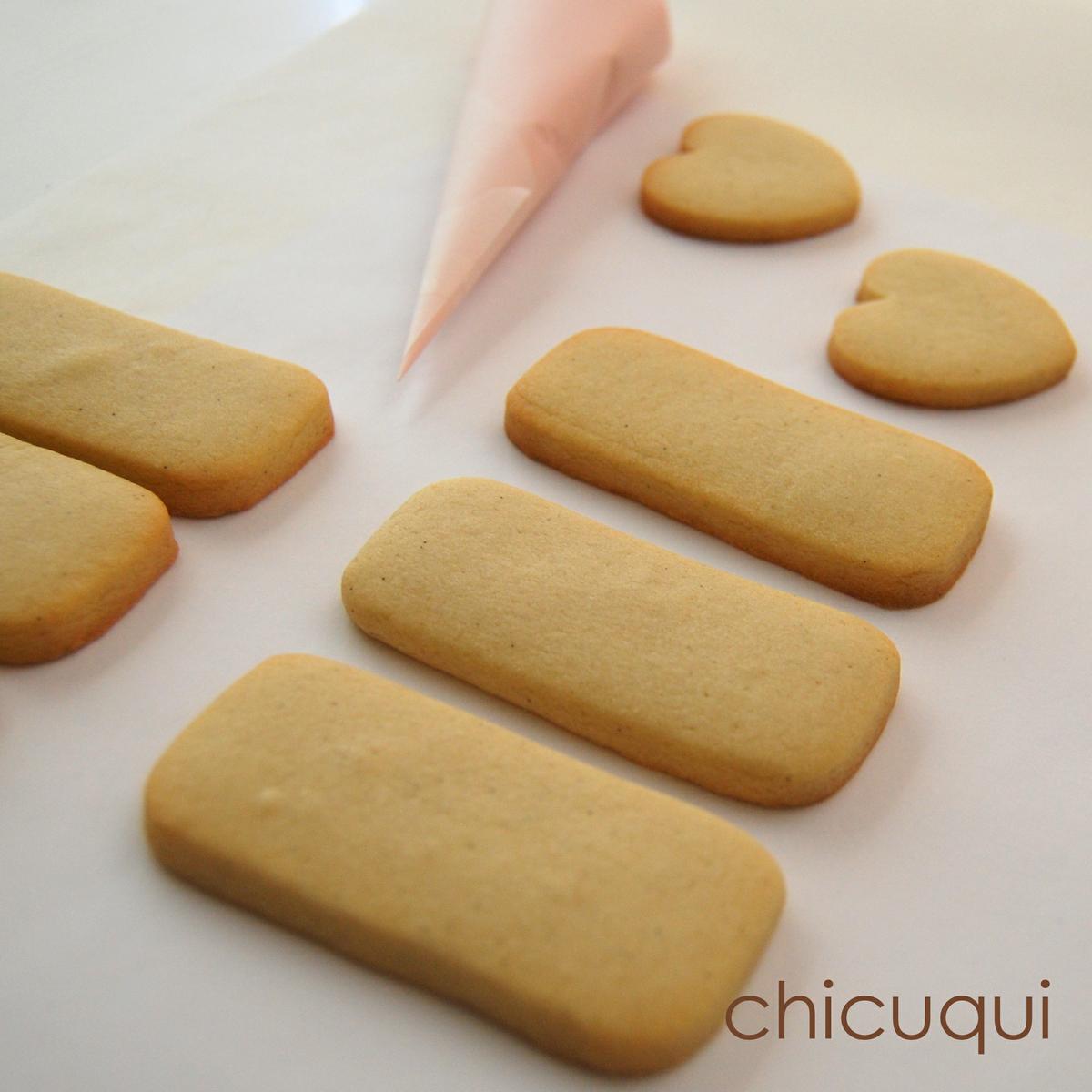 Flores primavera rosas en galletas decoradas chicuqui.com