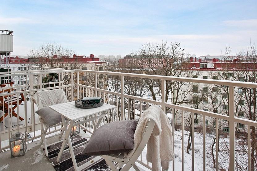 Un estudio con la cama en altillo; Ganarás espacio para que tu día a día sea más cómodo.