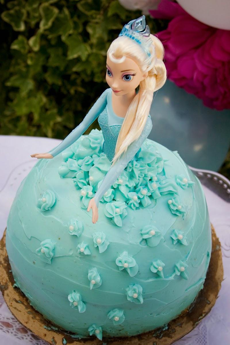 Tarta muñeca Elsa de Frozen | Decoración