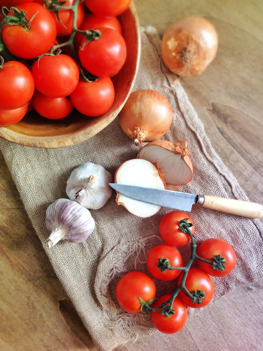 lacucharazul_salsa_tomate_ajo_asados6