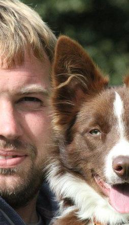 533391_290834740994456_480694068_n