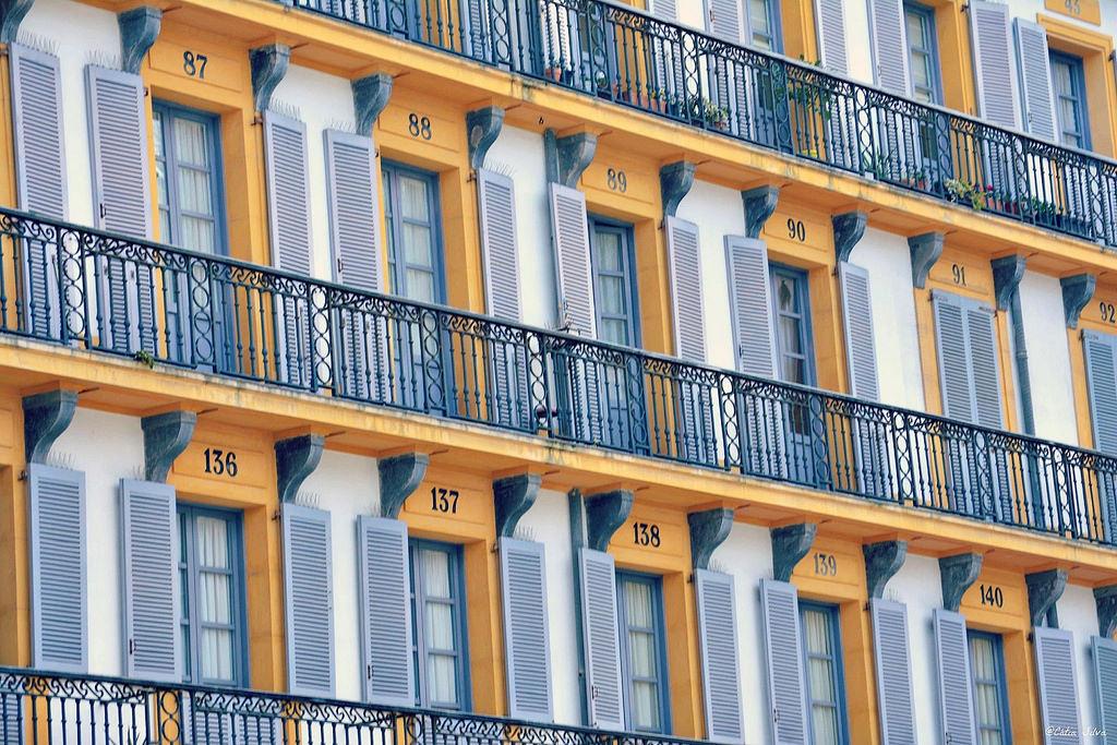 Donostia - San Sebastián (2)