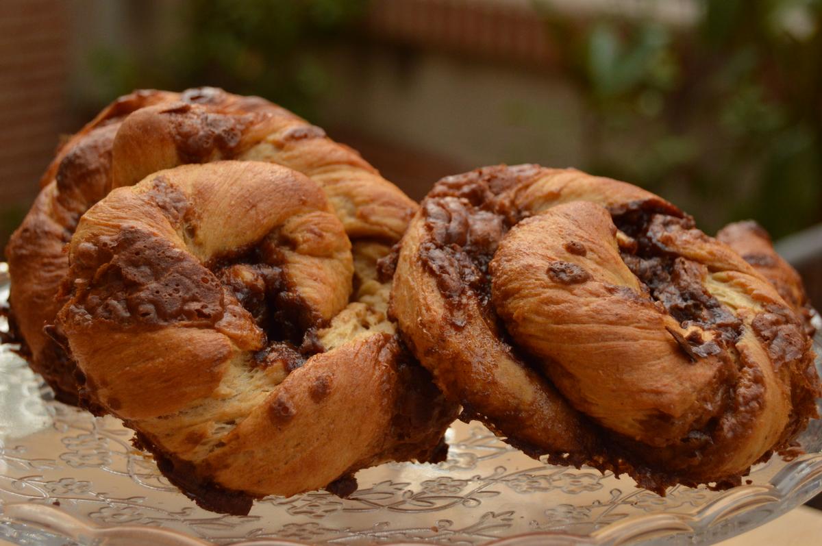 Bollos de canela con espelta y panela