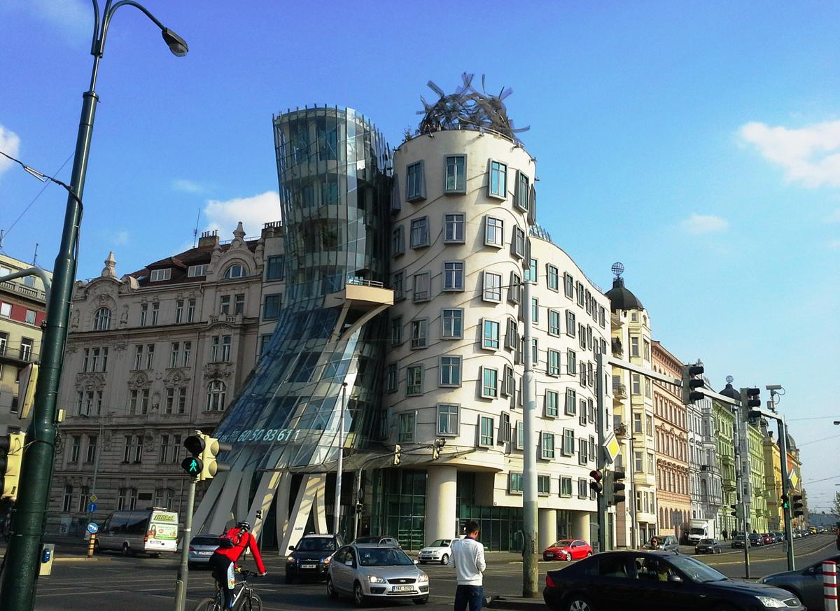 Dancing House