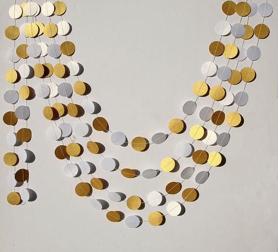 guirnalda de lunares