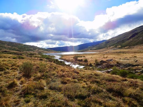 Embalse-la-Vega-del-Conde-subida-a-Peña-Trevinca