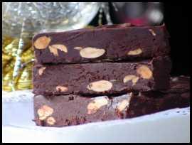 Turrón de chocolate trufado miniatura Turrón de Jijona, receta casera