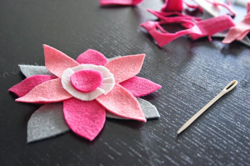 Taller de Creactividad: Diy diadema de flores de fieltro6