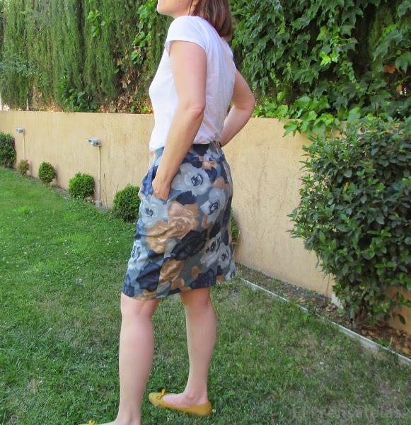 Falda Simplicity 2451