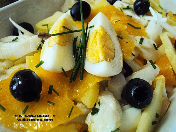 Ensalada de bacalao, patatas y naranja