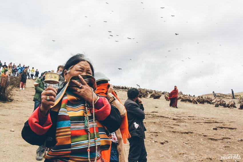Sky Burial, entierro en el cielo