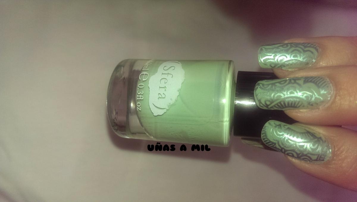 diseño_uñas_estampación_verde_menta (3)