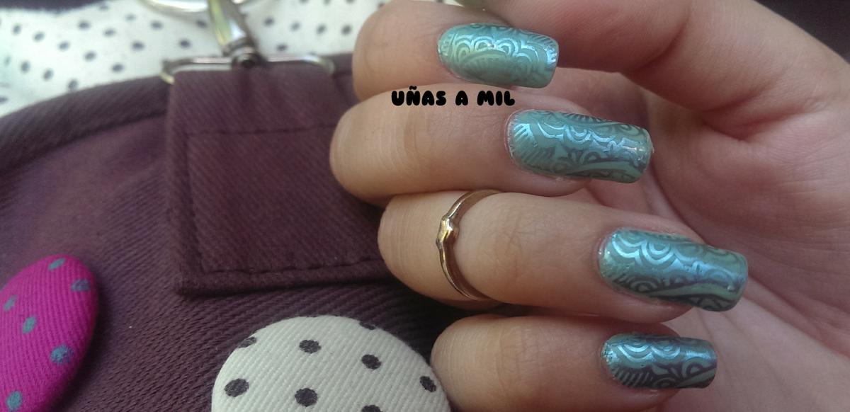 diseño_uñas_estampación_verde_menta (5)