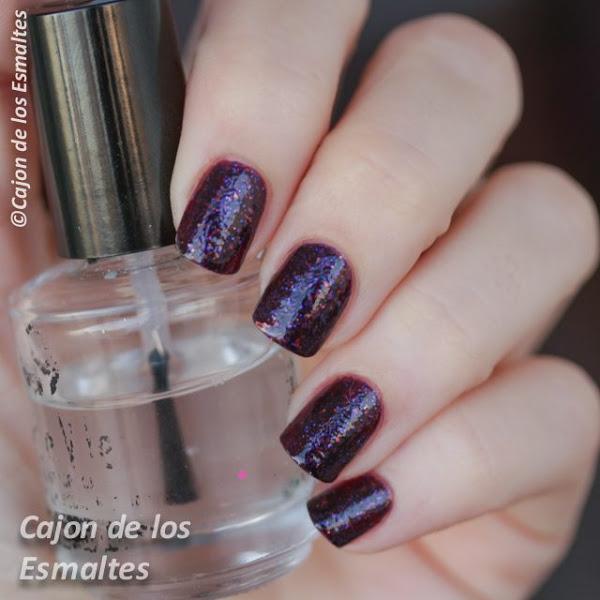 China Glaze - Howl you doin