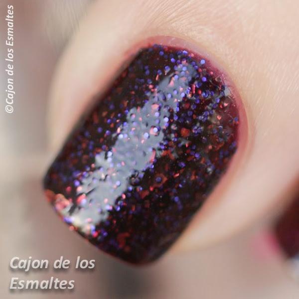 China Glaze - Howl you doin