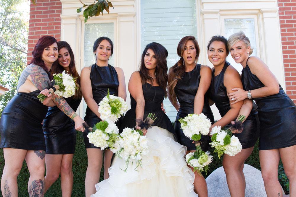 Monochrome-and-rustic-wedding-13