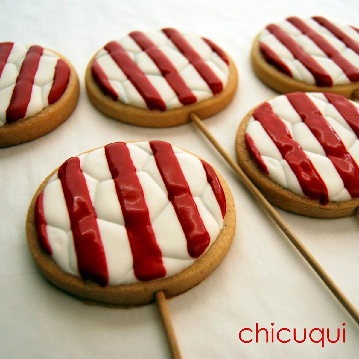 balón de futbol atletico de madrid en galletas decoradas chicuqui.com