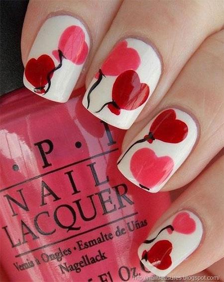 Hermosas uñas decoradas con corazones | Belleza