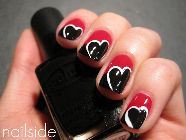 uñas negras decoradas corazones