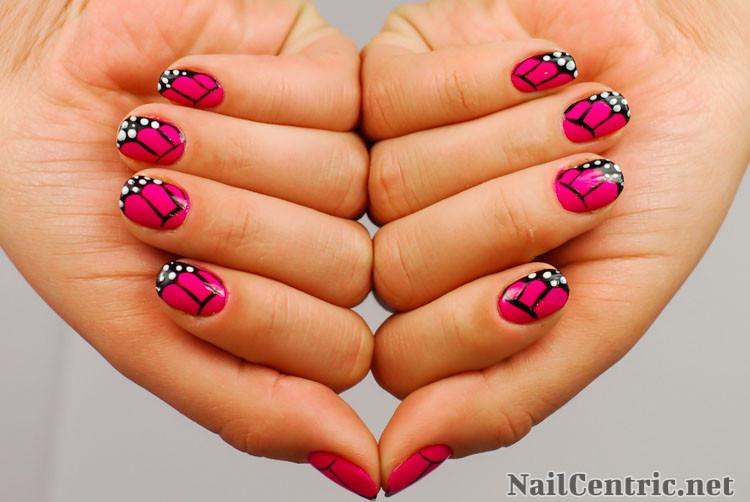 nails butterfly design